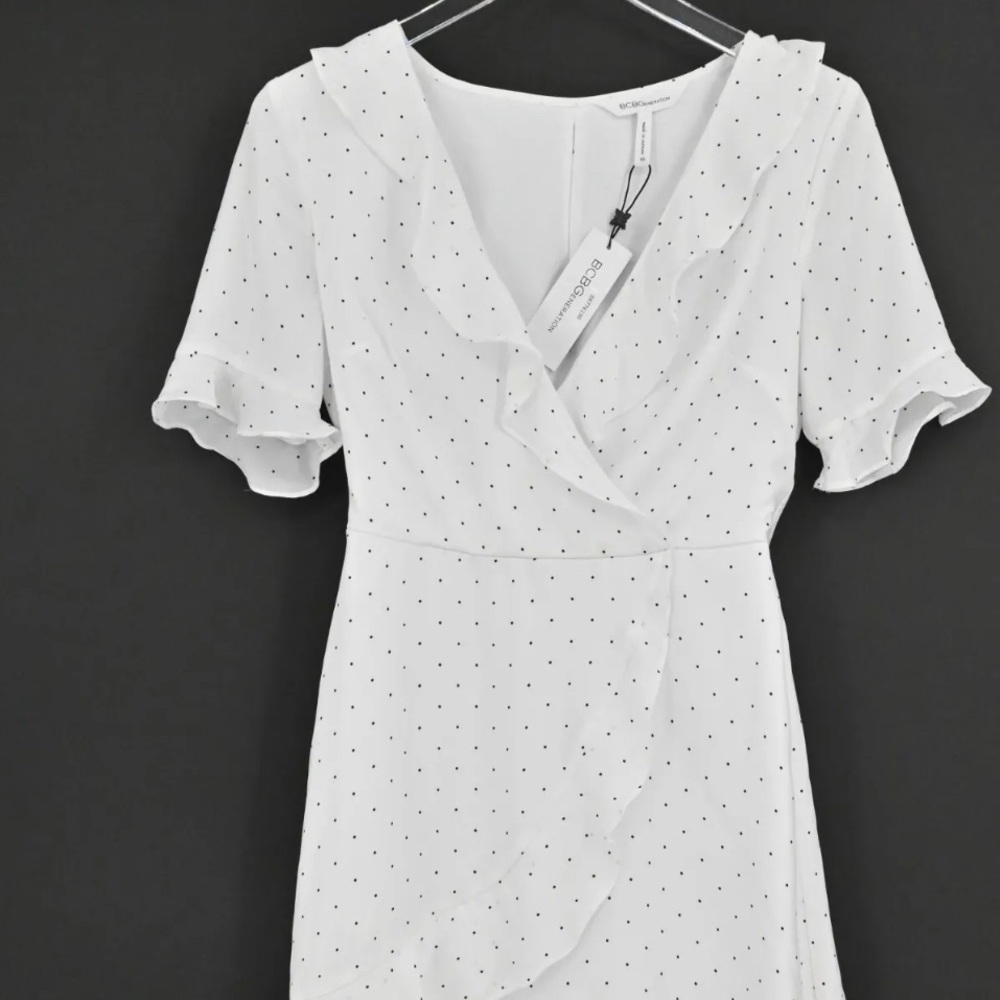 BCBG polka dot white dress xxs